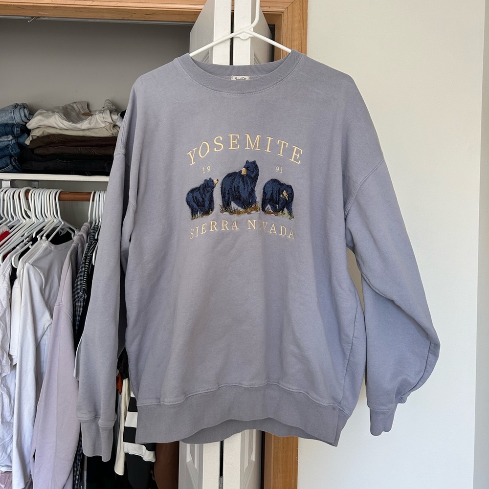 Brandy Melville Crewneck